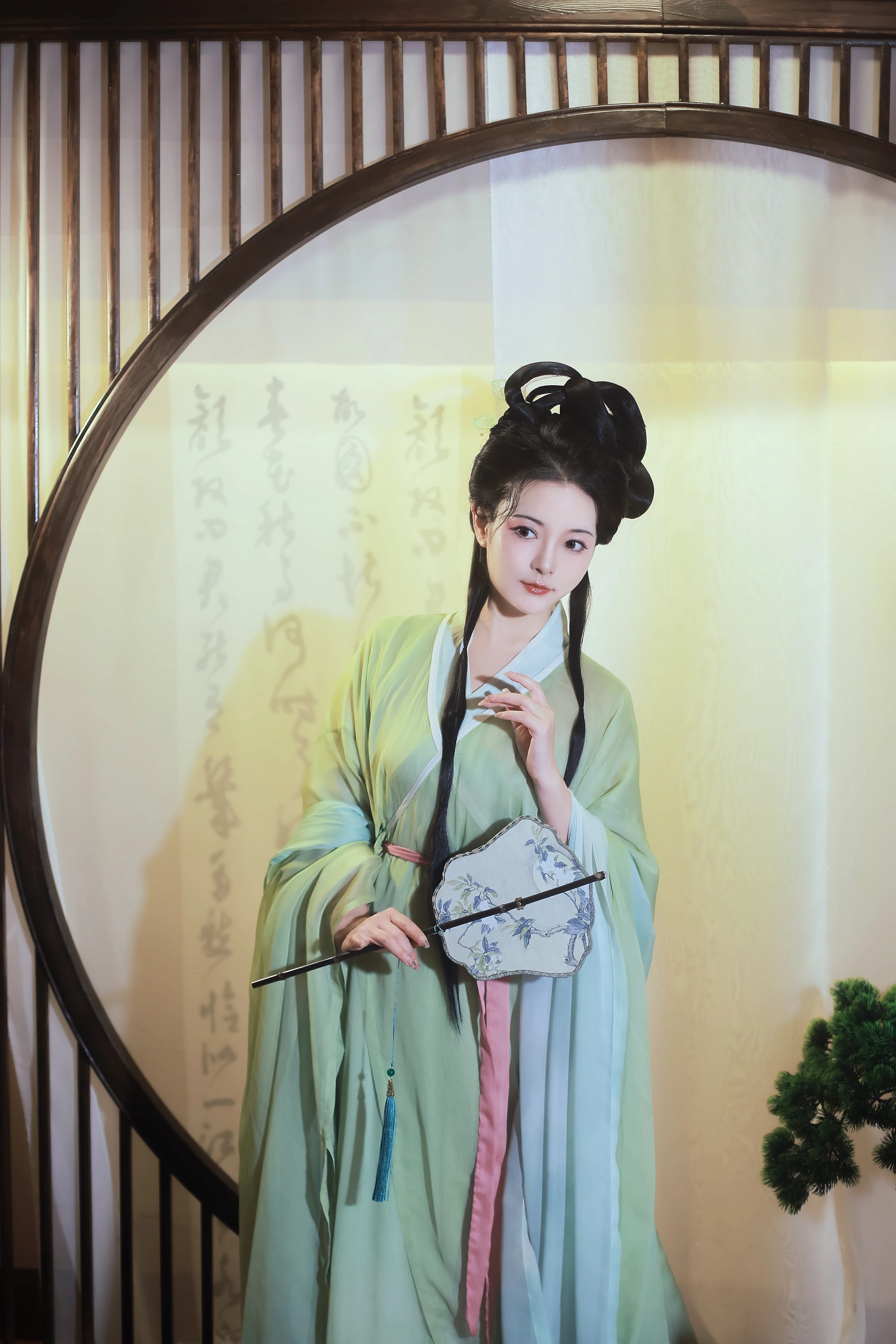 [YITUYU艺图语]2023.11.13 关山酒 猫子子 2